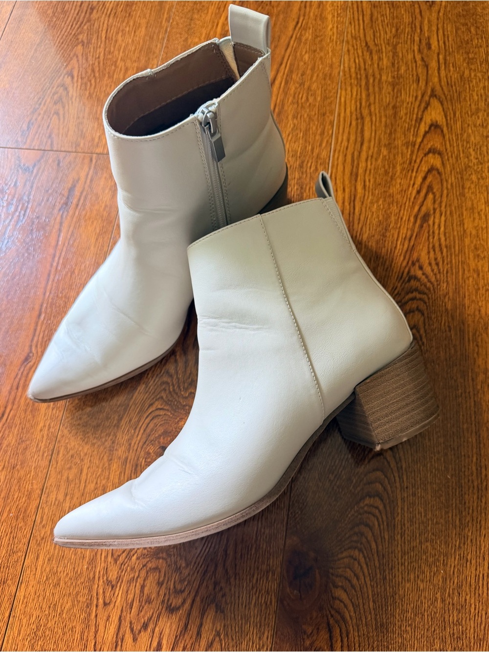 Ivory Pointed-Toe Ankle Booties – Size 8